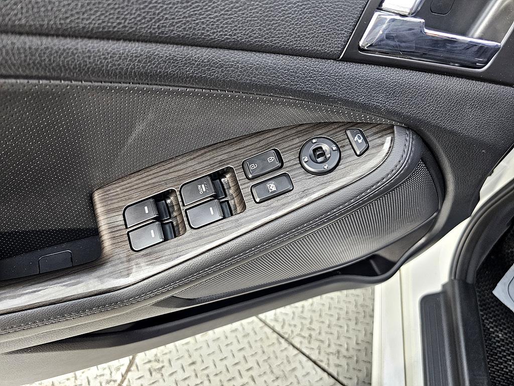 KIA K5 2011 Blanco - Importación desde Corea - HF Imports Iquique - Foto 13