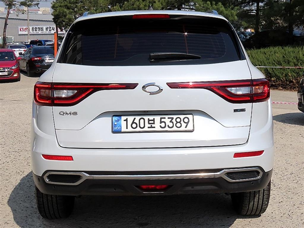 SAMSUNG QM6 - Vista 4