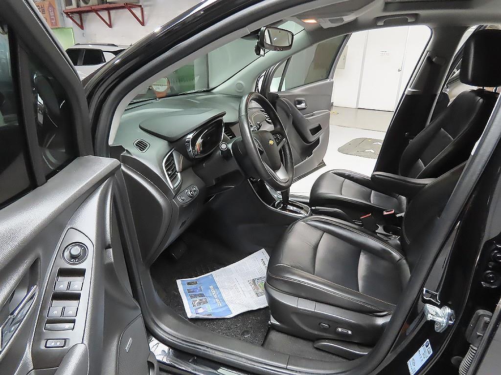 Chevrolet Trax 2020 Negro - Importación desde Corea - HF Imports Iquique - Foto 10
