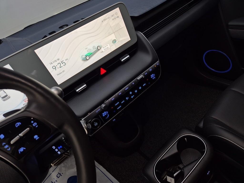 HYUNDAI Ioniq 5 - Vista 10