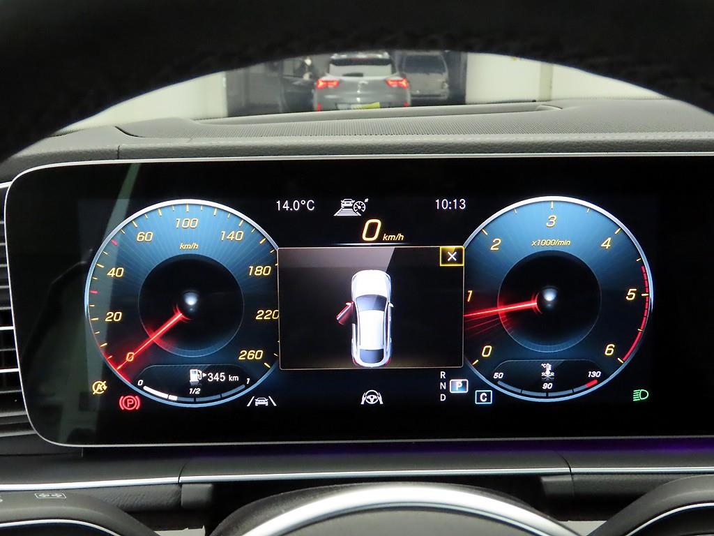 Mercedes Benz GLE Class - Vista 6