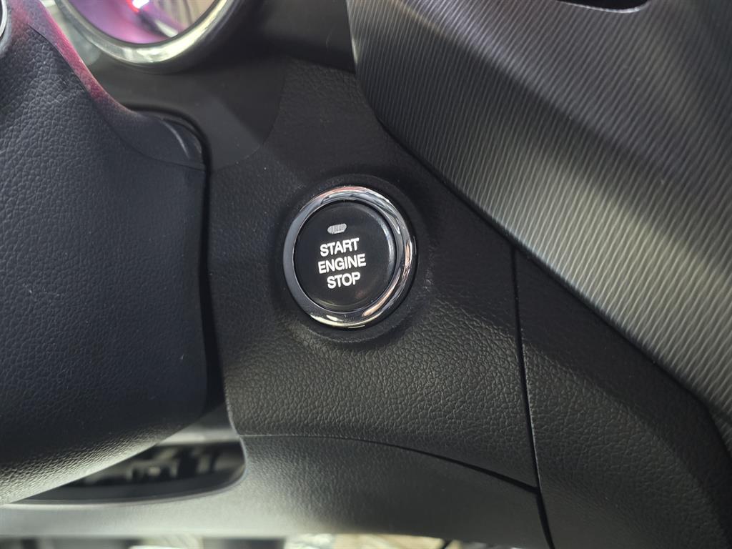 Ssangyong Tivoli 2017 Blanco - Importación desde Corea - HF Imports Iquique - Foto 16