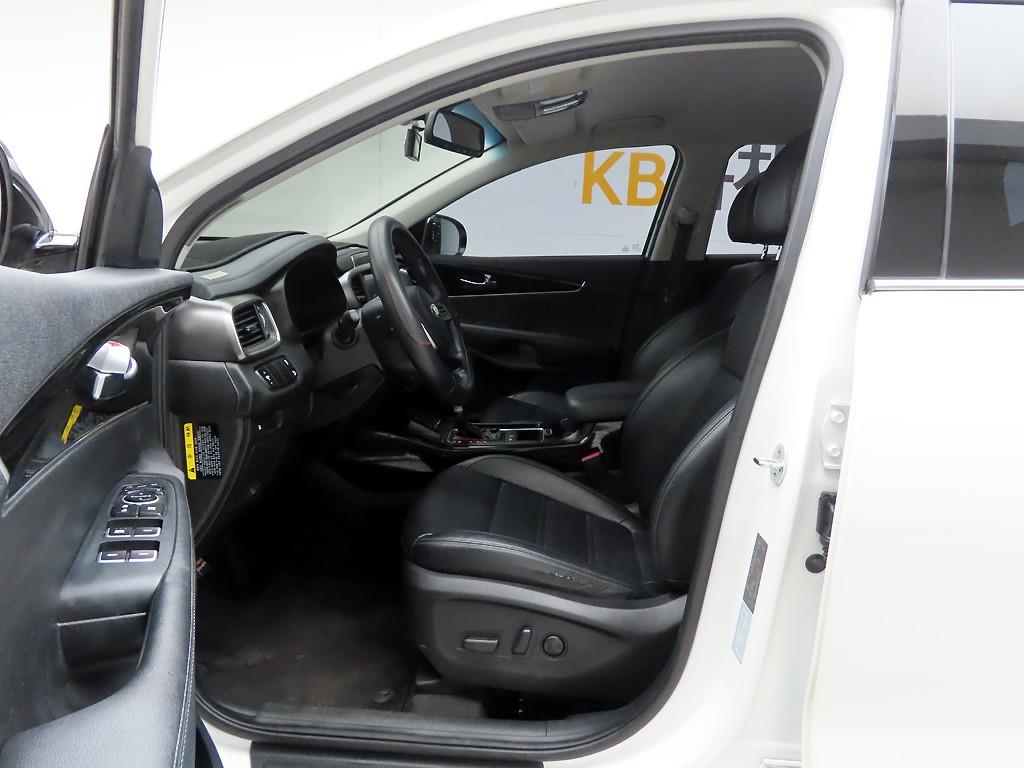 KIA Sorento - Vista 11