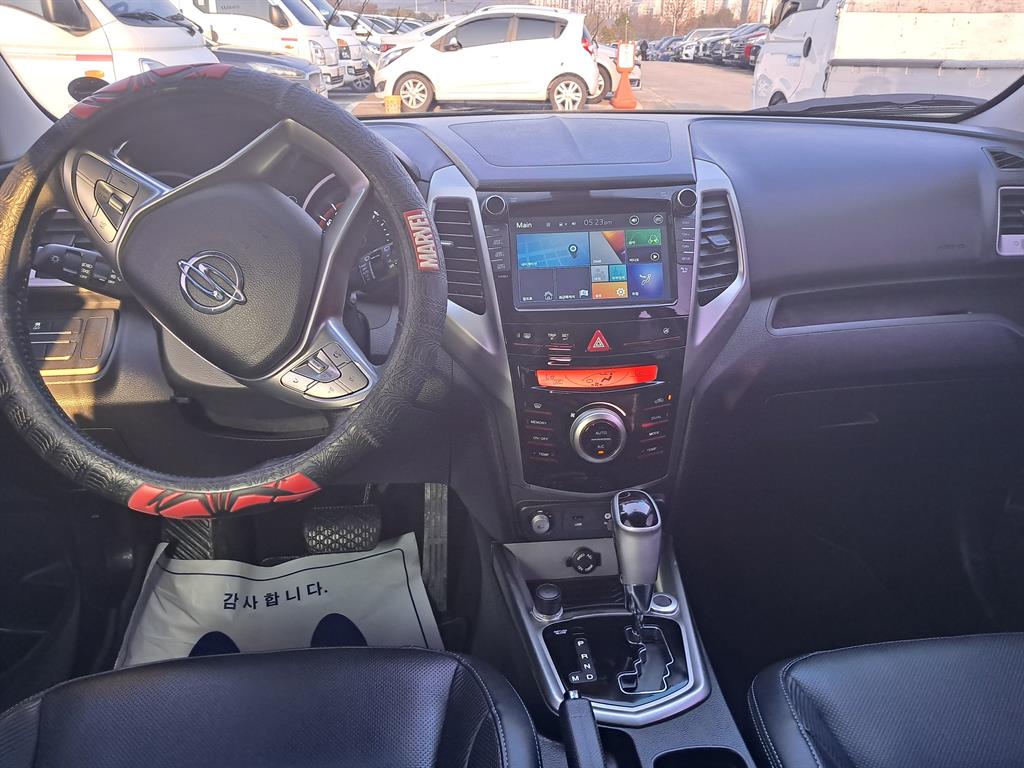 Ssangyong Tivoli - Vista 5