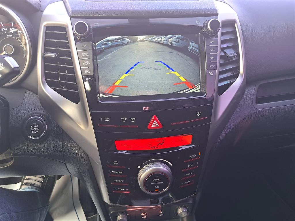 Ssangyong Tivoli - Vista 7