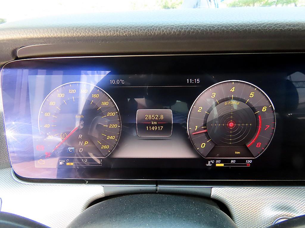 Mercedes Benz E class - Vista 9