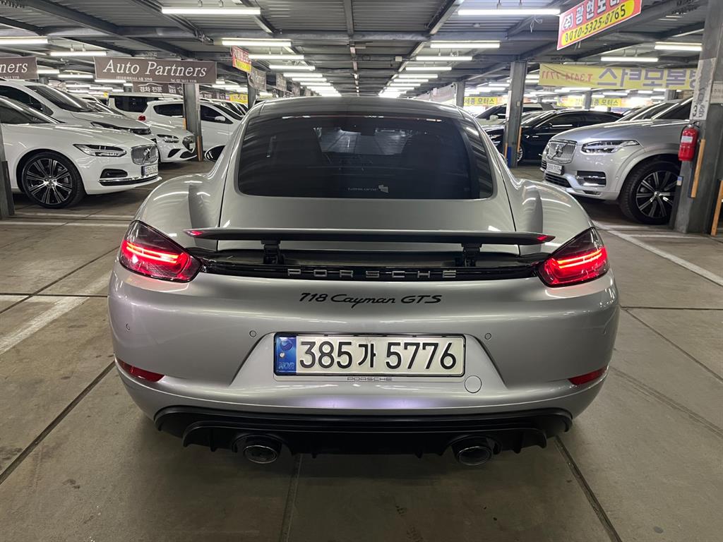 Porsche 718 - Vista 5