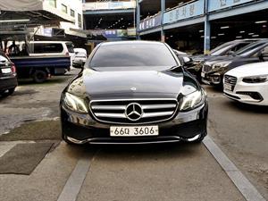 Mercedes Benz E class - Vista 2
