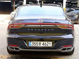 HYUNDAI Grandeur - Vista 6