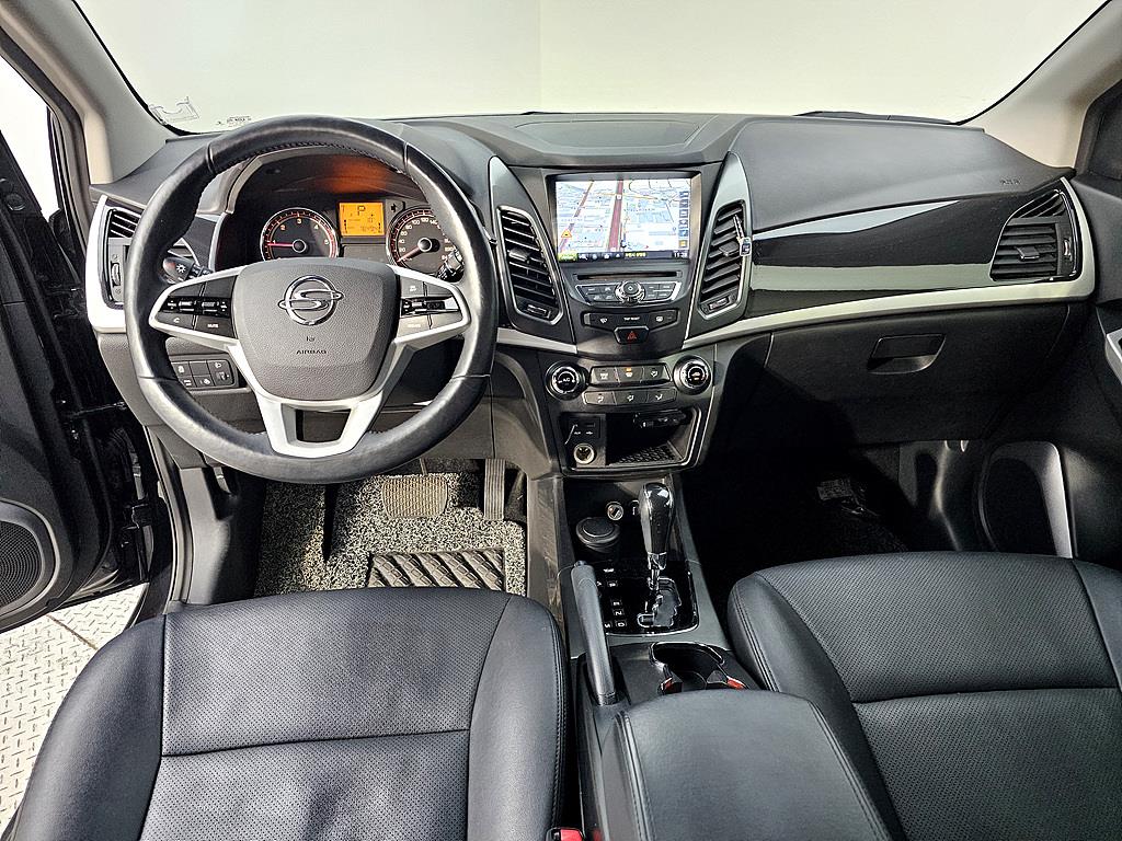 Ssangyong Korando - Vista 5