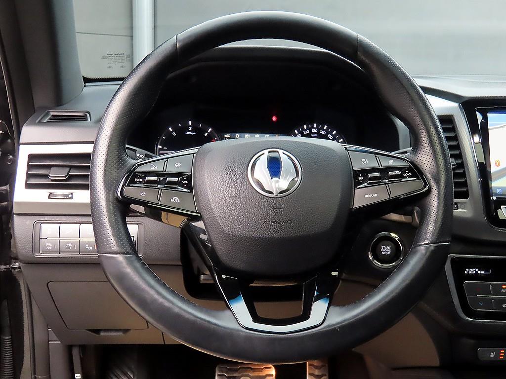 Ssangyong Rexton - Vista 9