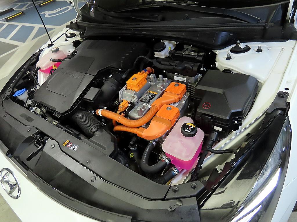 HYUNDAI Avante 2022 Blanco - Importación desde Corea - HF Imports Iquique - Foto 19