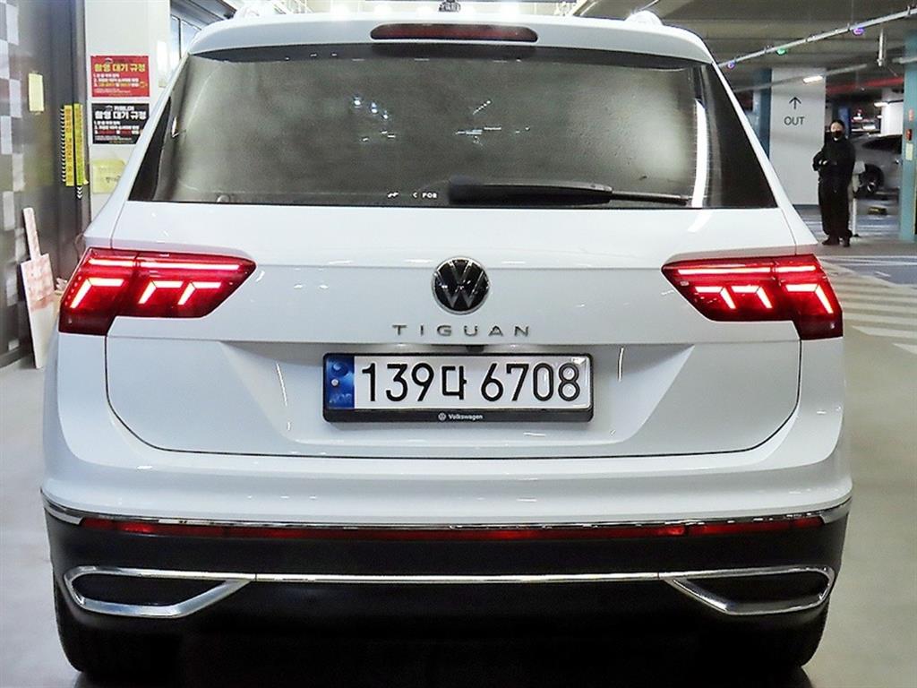 Volkswagen Tiguan - Vista 5