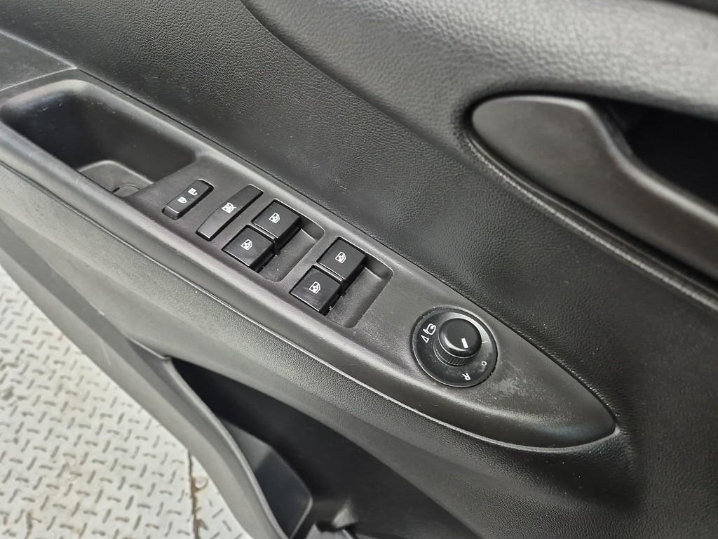 Chevrolet Spark - Vista 11