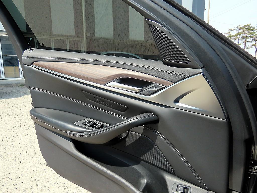 BMW 5 Series - Vista 12