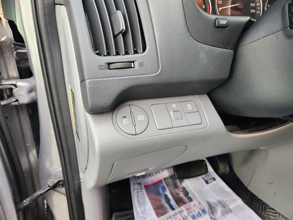 HYUNDAI Starex - Vista 9