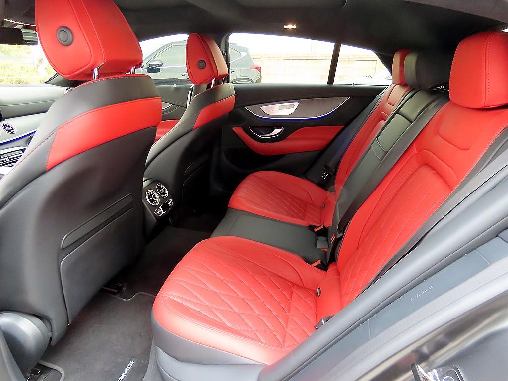 Mercedes Benz AMG GT - Vista 6