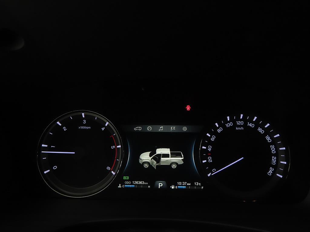 Ssangyong Rexton - Vista 9