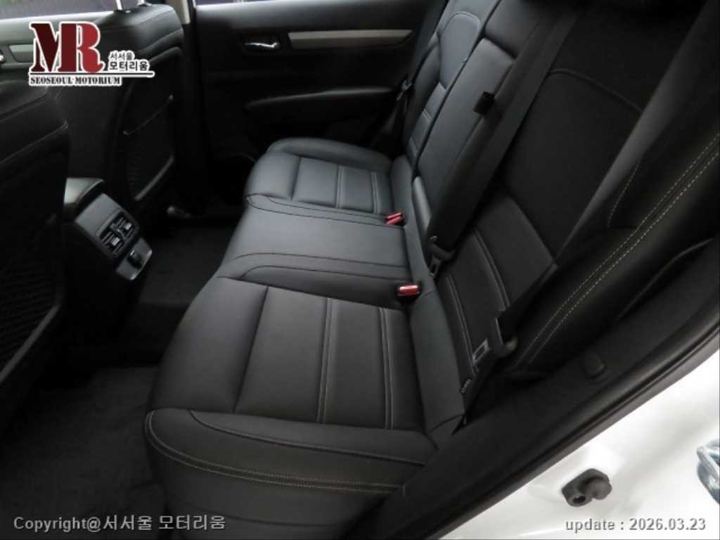 SAMSUNG QM6 - Vista 6