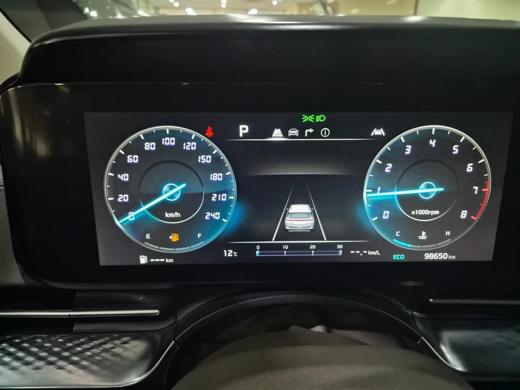 KIA Carnival - Vista 7