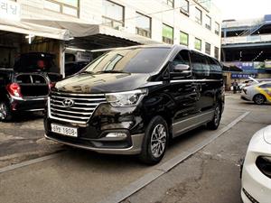 HYUNDAI Starex - Vista 4