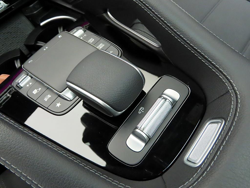 Mercedes Benz GLE Class - Vista 12