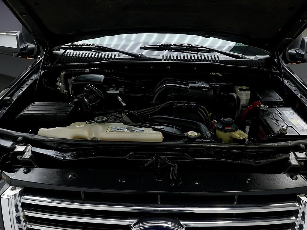 Ford Explorer 2010 Negro - Importación desde Corea - HF Imports Iquique - Foto 8