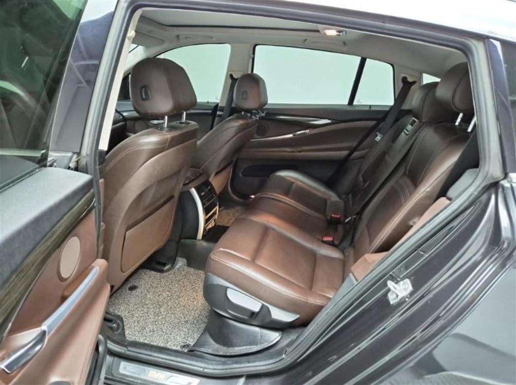 BMW Gran Turismo - Vista 12