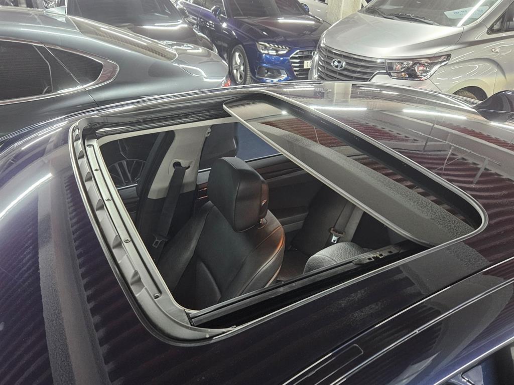 BMW 5 Series 2012 Negro - Importación desde Corea - HF Imports Iquique - Foto 17