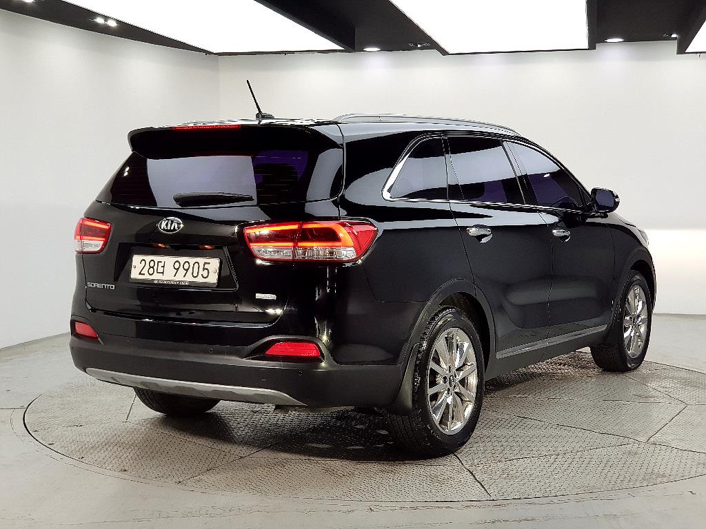 KIA Sorento - Vista 4