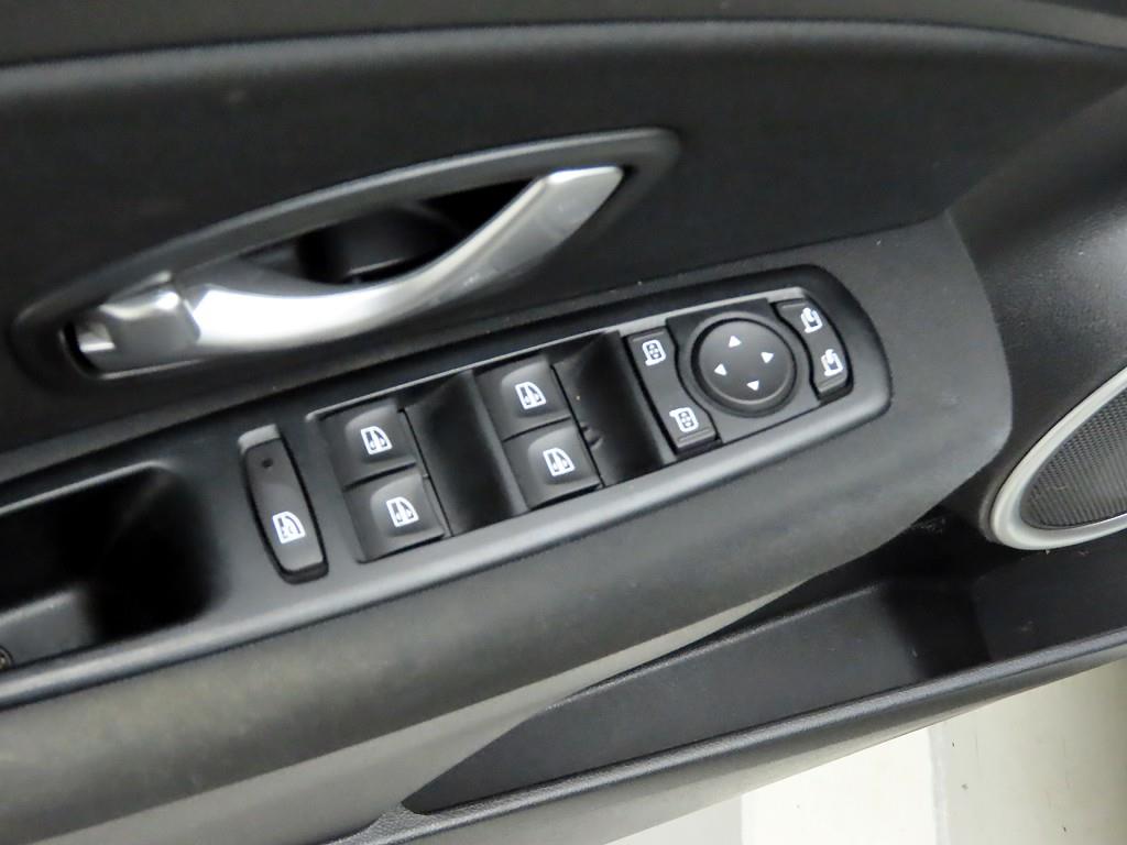 SAMSUNG SM3 - Vista 12