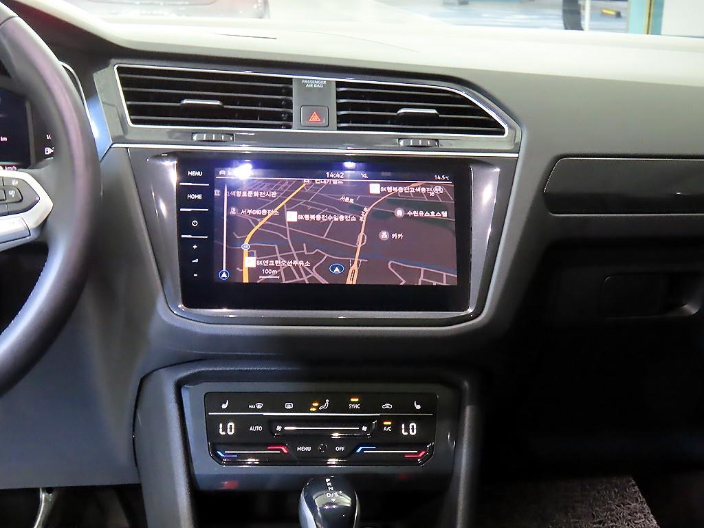 Volkswagen Tiguan - Vista 11