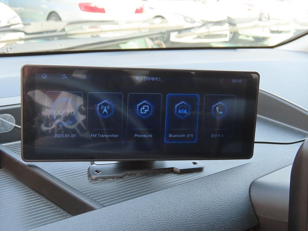 HYUNDAI Staria 2023 Amarillo - Importación desde Corea - HF Imports Iquique - Foto 16