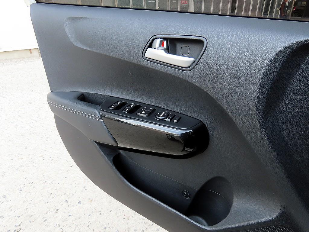 KIA Morning - Vista 11