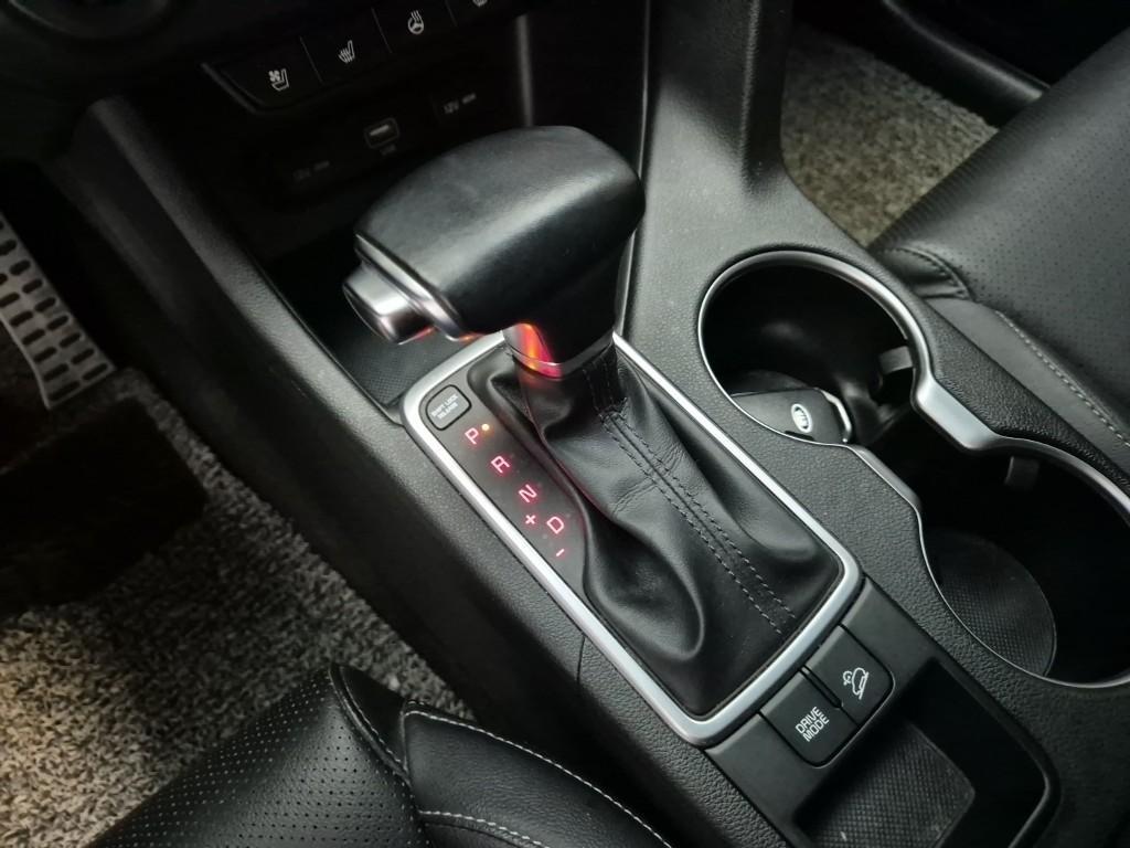 KIA Sportage - Vista 8