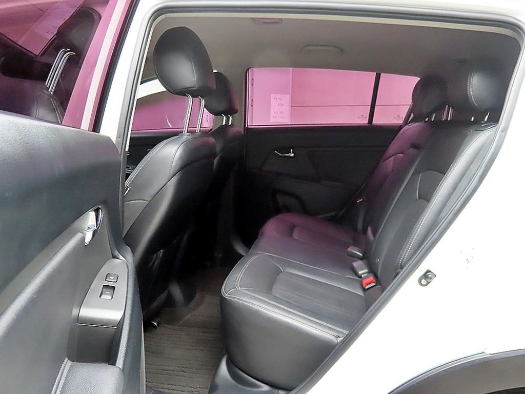 KIA Sportage - Vista 6