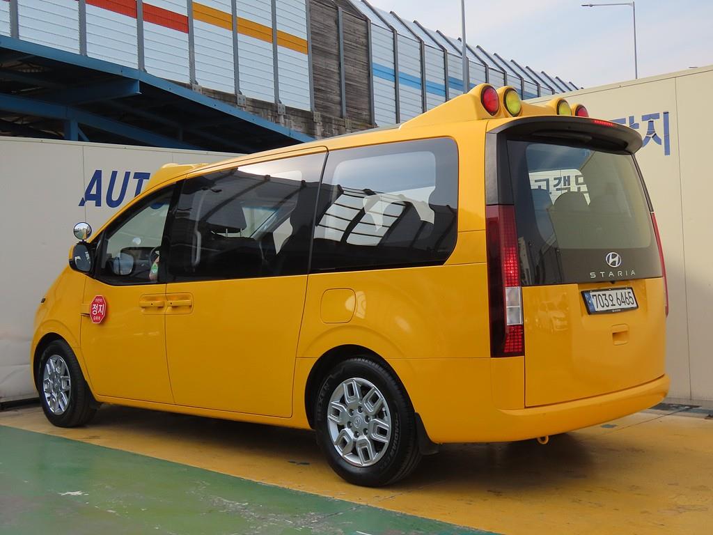 HYUNDAI Staria - Vista 4