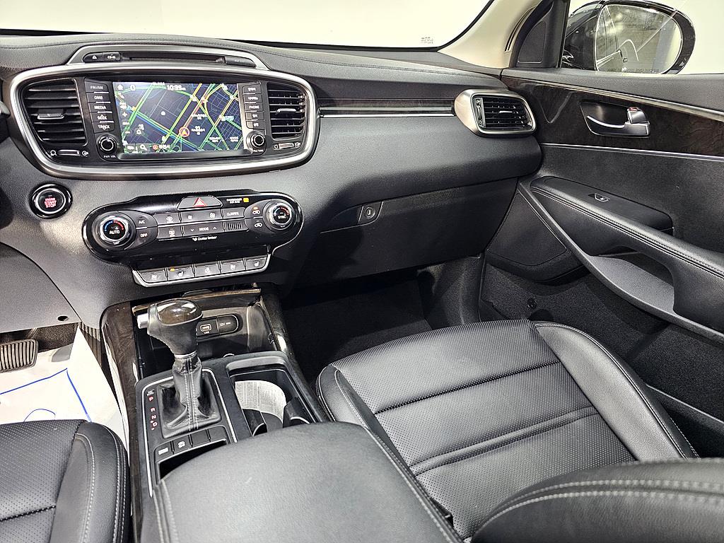 KIA Sorento - Vista 10