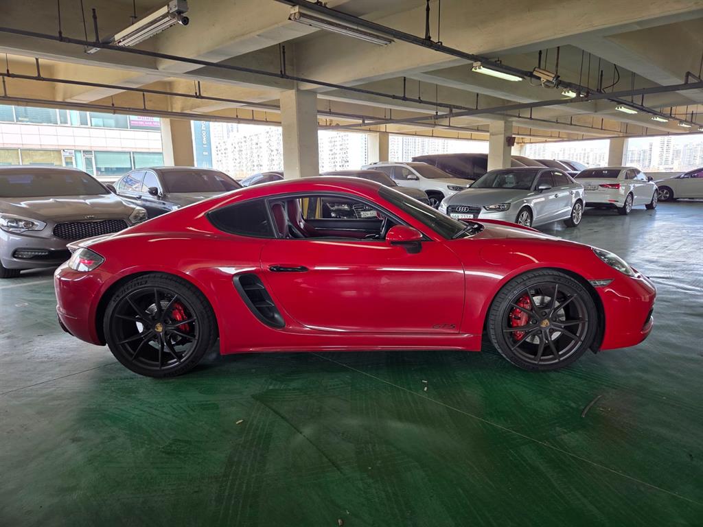 Porsche 718 - Vista 5