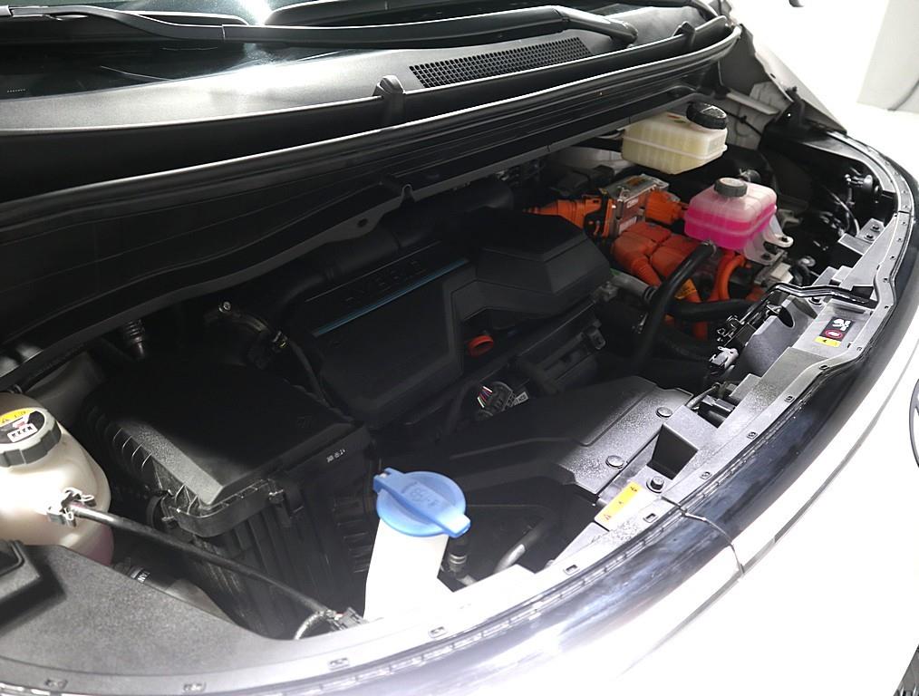 HYUNDAI Staria - Vista 6