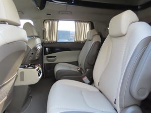 KIA Carnival - Vista 12