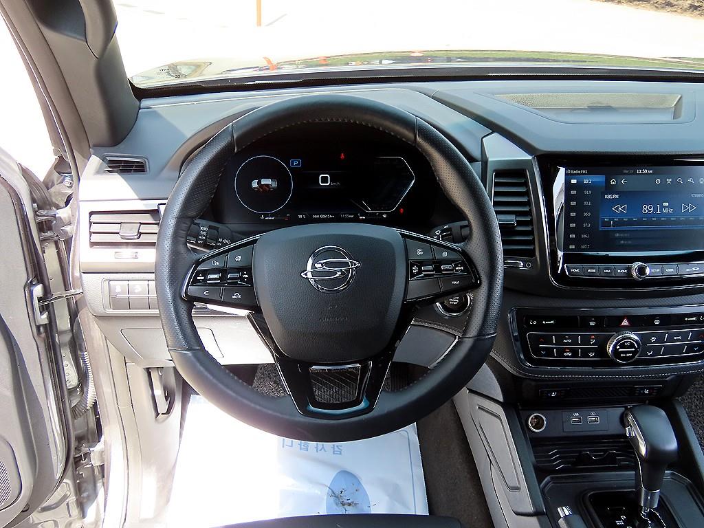 Ssangyong Rexton - Vista 8