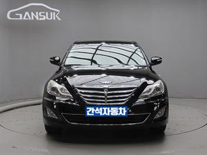 HYUNDAI Genesis - Vista 2