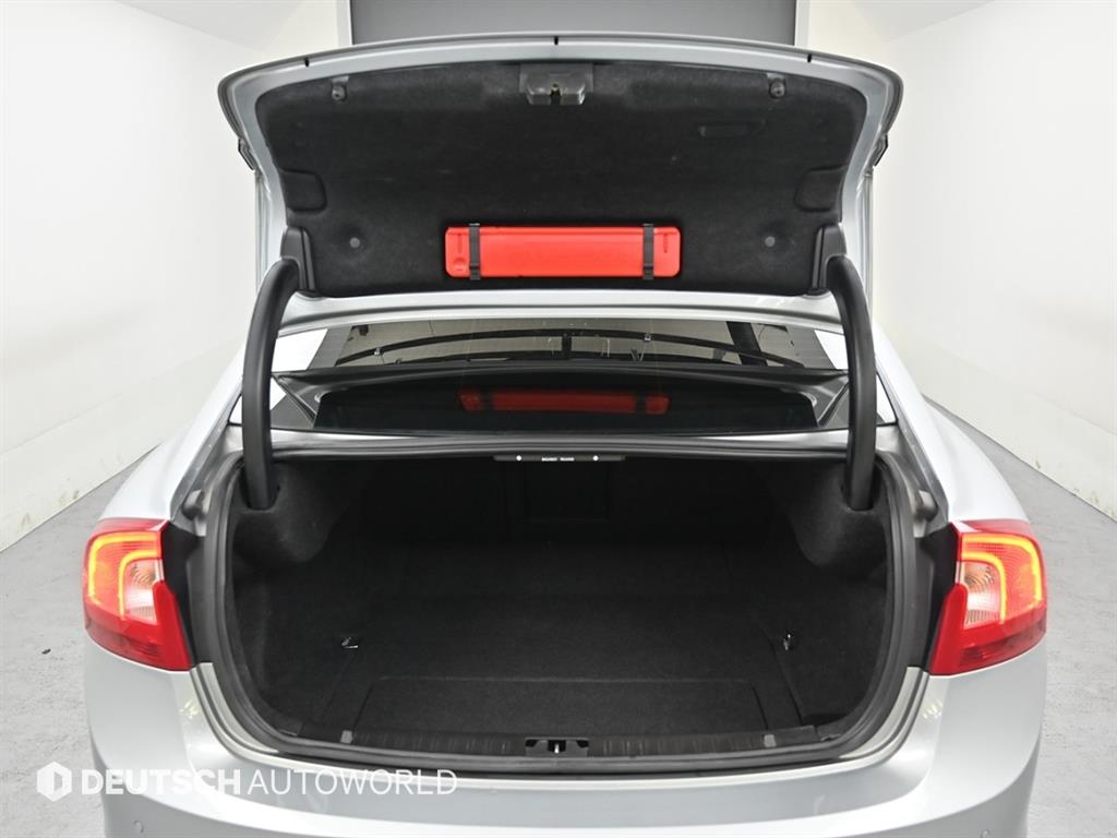 Volvo S60 2017 Plateado - Importación desde Corea - HF Imports Iquique - Foto 18