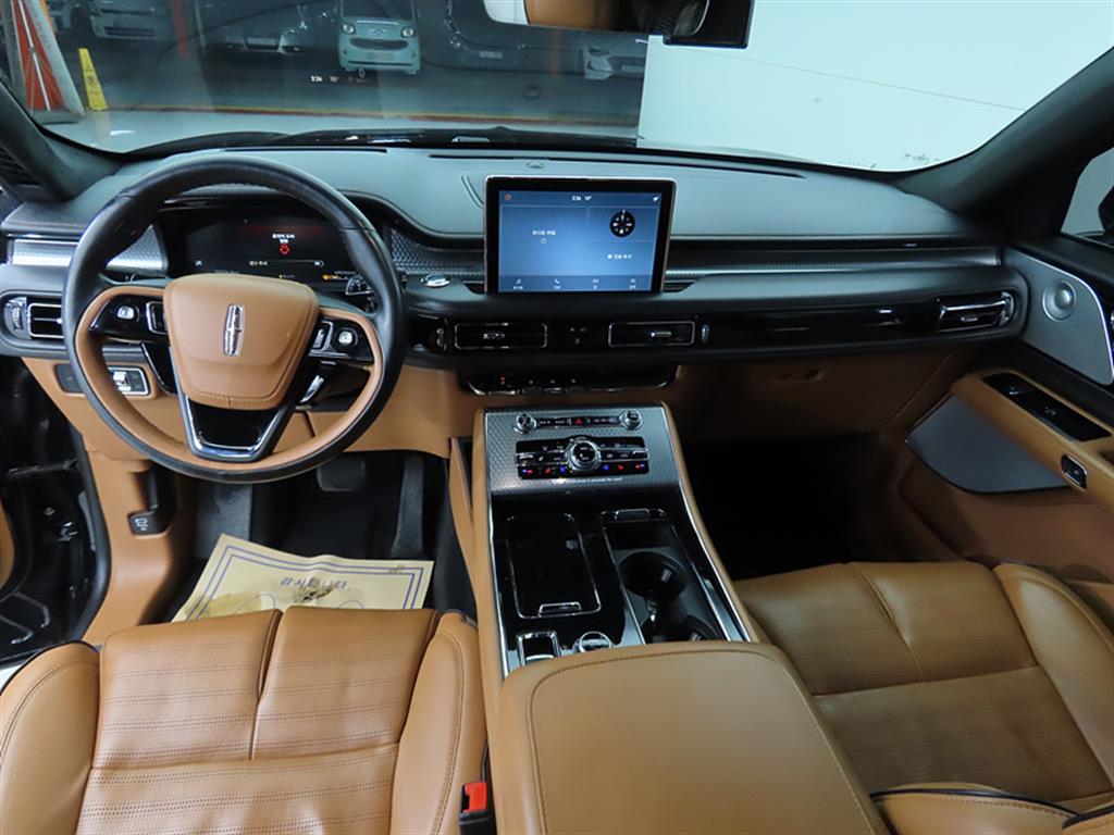 Lincoln Aviator - Vista 7