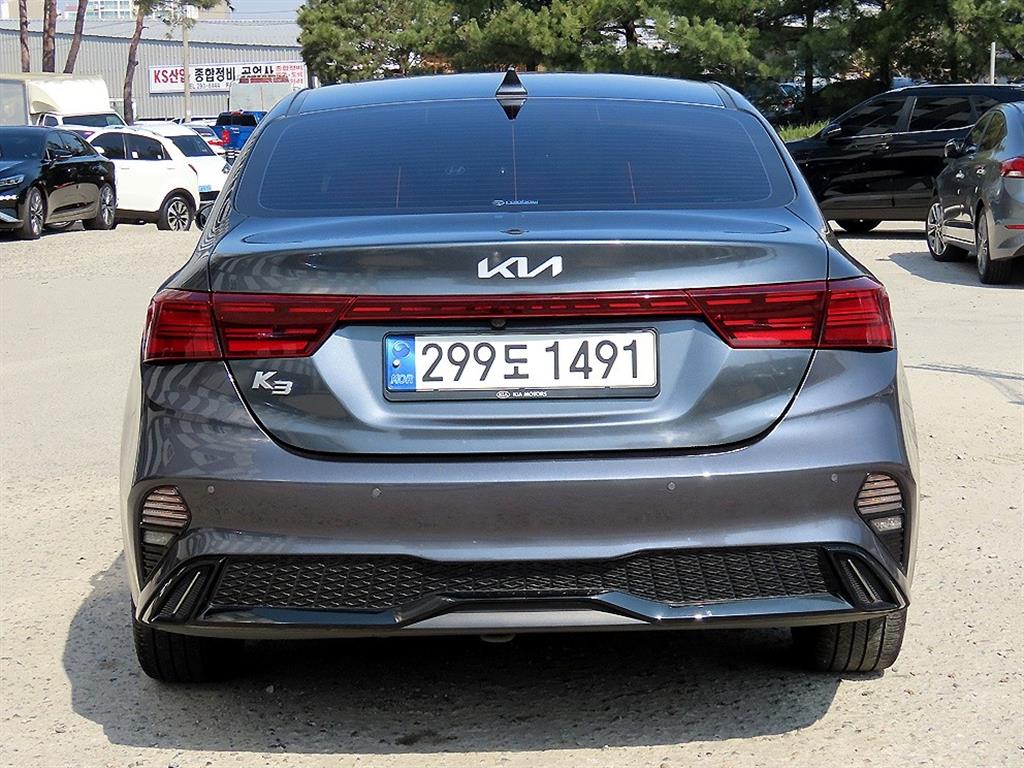 KIA K3 - Vista 4