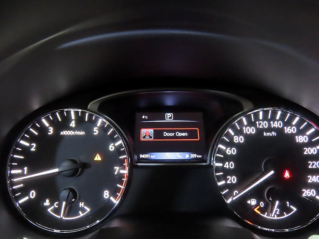 Nissan Altima - Vista 9