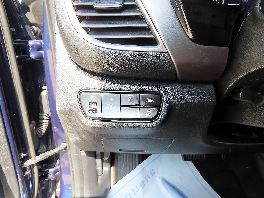 KIA Seltos - Vista 12