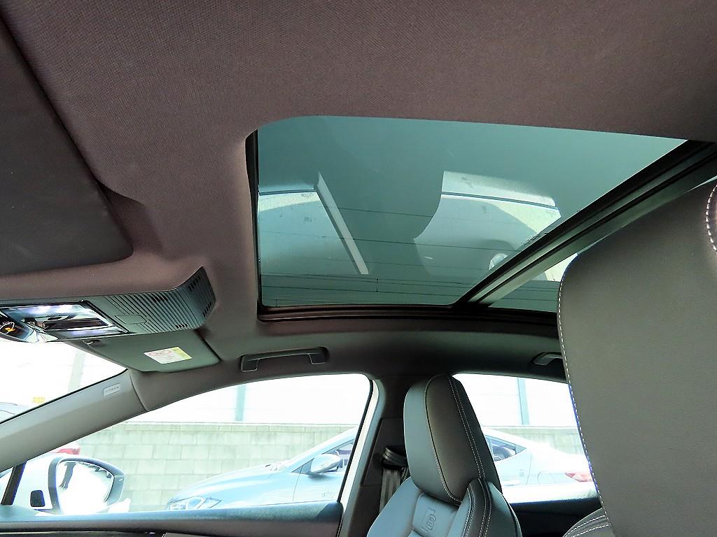 Audi Q4 2022 Blanco - Importación desde Corea - HF Imports Iquique - Foto 16