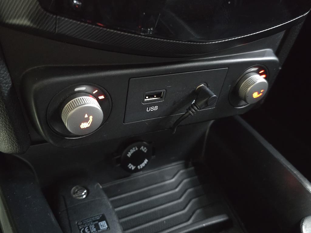 Ssangyong Tivoli 2017 Blanco - Importación desde Corea - HF Imports Iquique - Foto 18